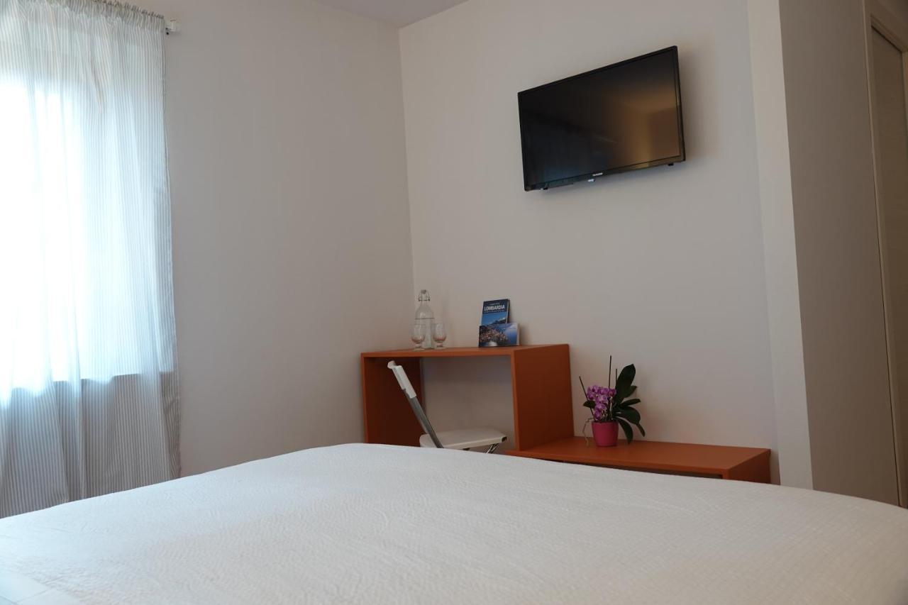 Casale Bella.Vista Bed & Breakfast Pianello Del Lario Luaran gambar